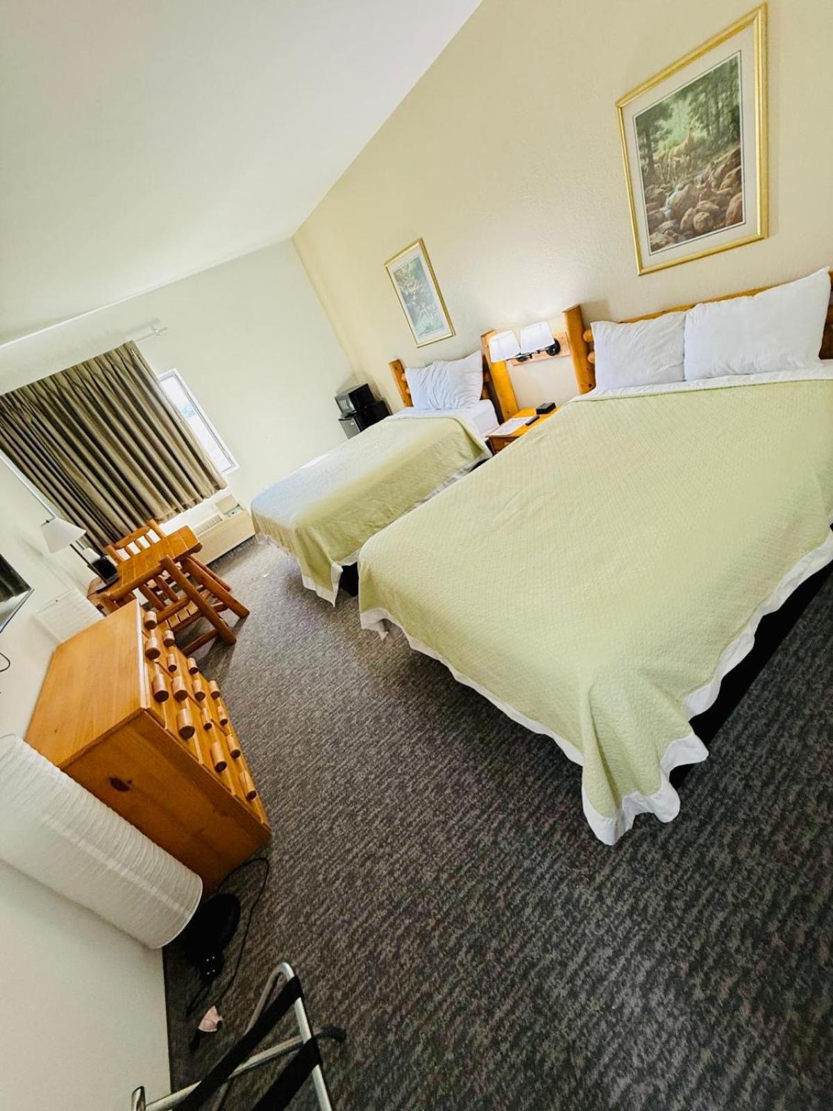 Knights Inn New Florence Εξωτερικό φωτογραφία